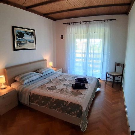 Apt Mirella Apartment Rovinj Bagian luar foto
