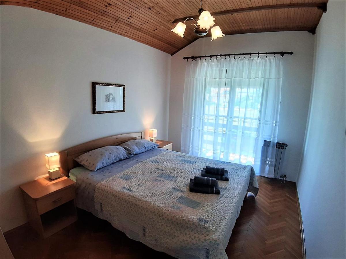 Apt Mirella Apartment Rovinj Bagian luar foto